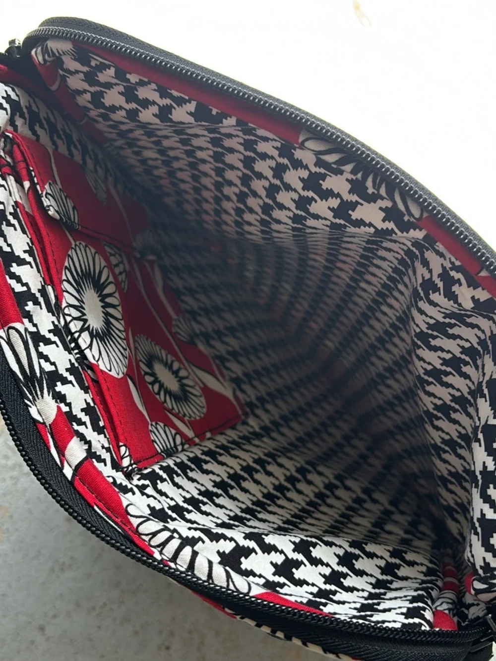 Vera Bradley Red, Black & White Quilted Floral Laptop Sleeve